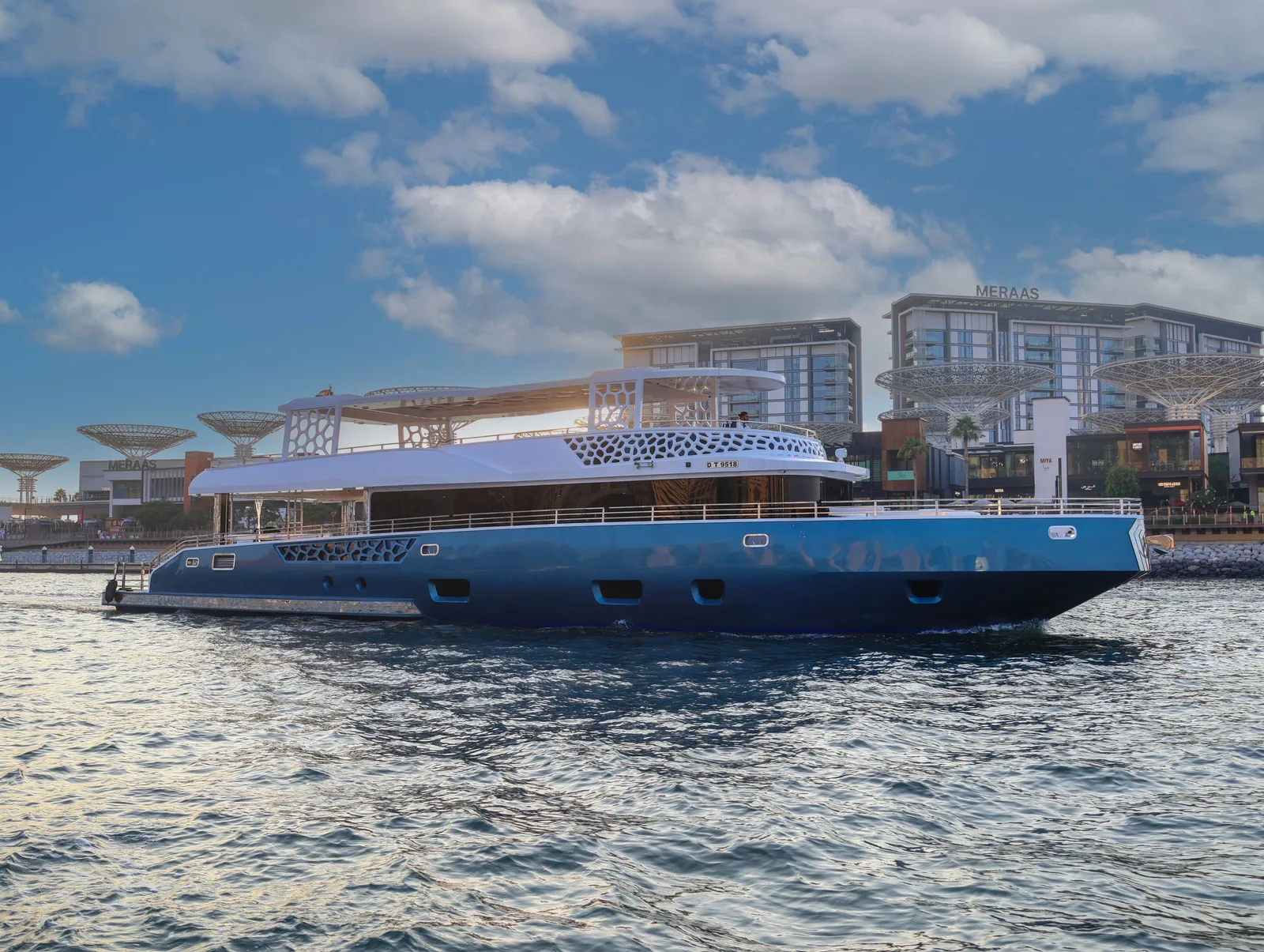 Corporate 105 Ft Yacht — 9