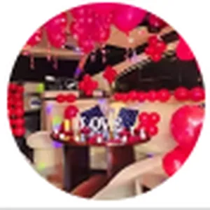 Decorations & balloons