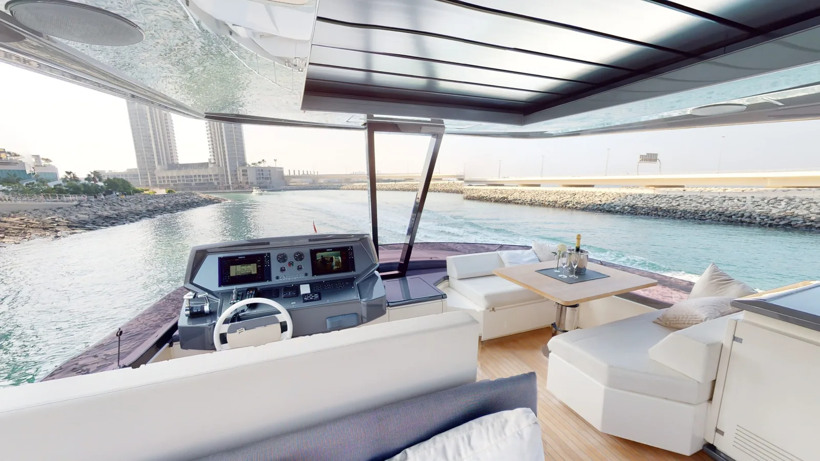 Ferretti 78 Ft Super Yacht — 10