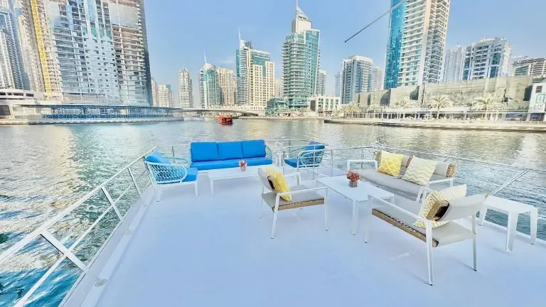 Luxury 55 Ft Houseboat — 4