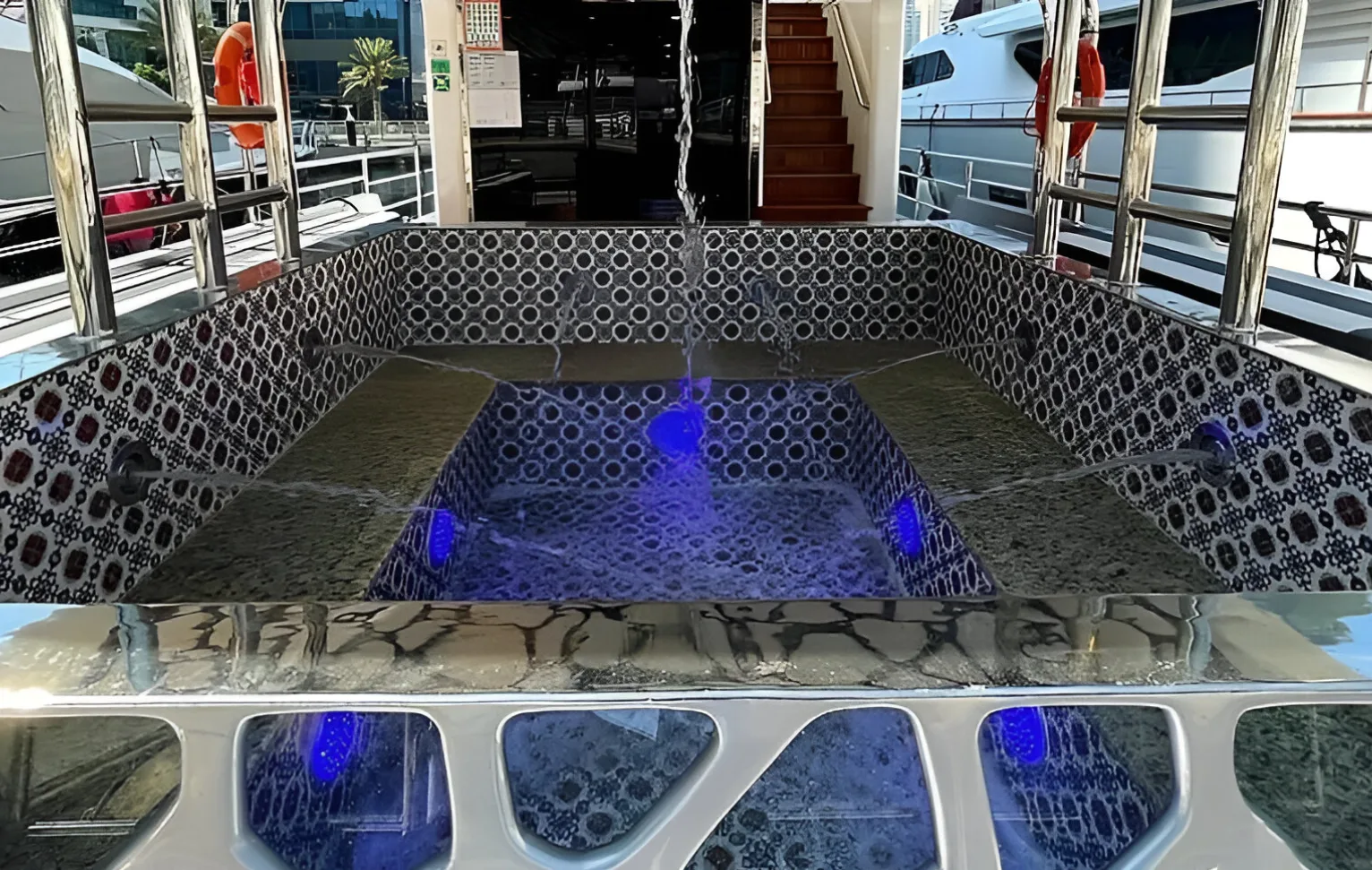Italian 95 Ft Yacht — 9
