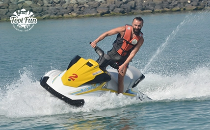 Jet ski