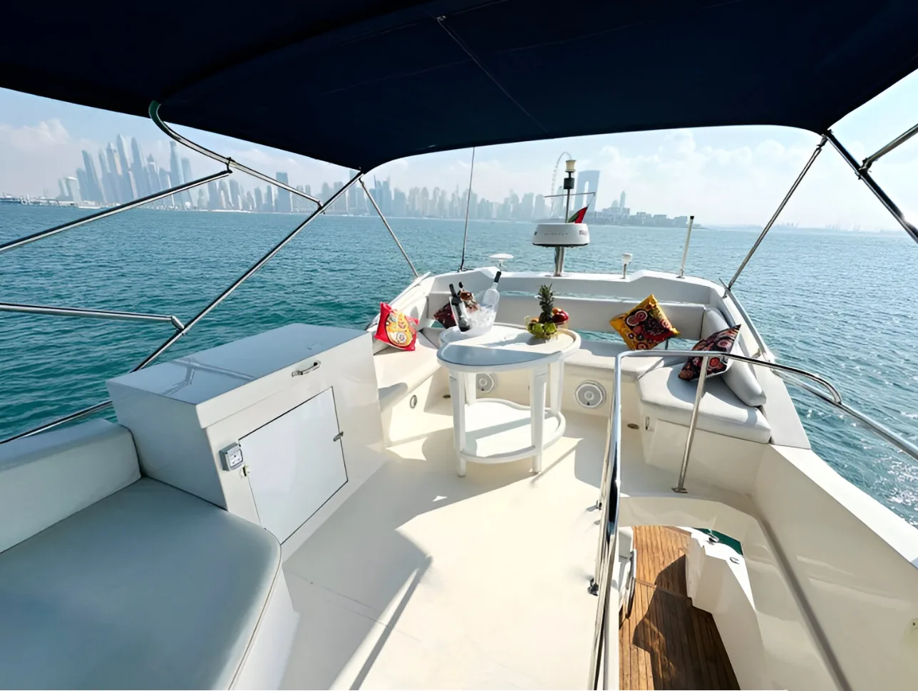 Majesty 48 Ft Yacht — 7