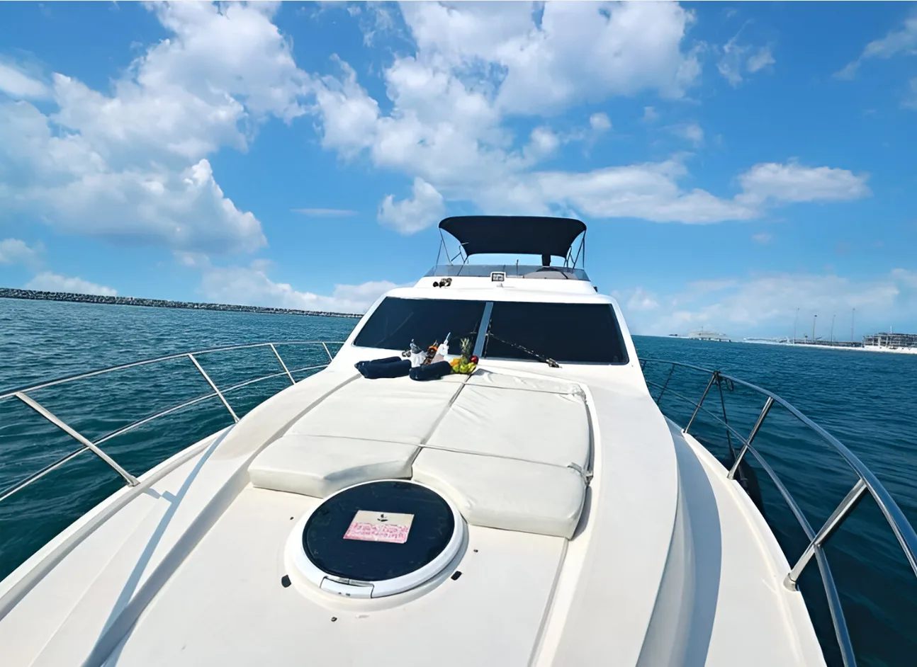 Majesty 48 Ft Yacht — 9