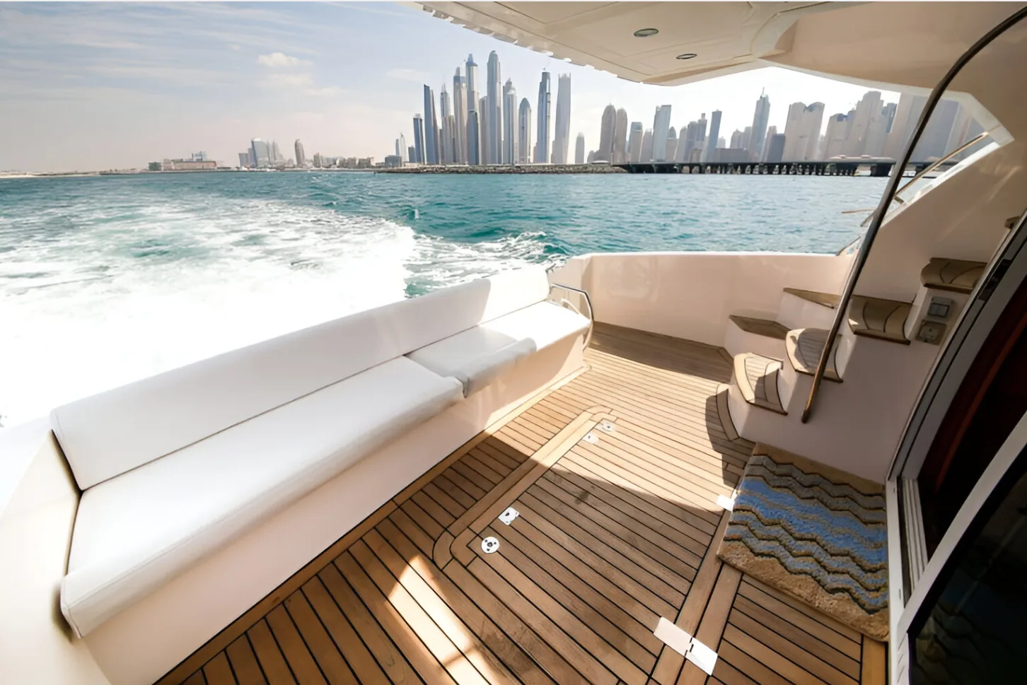 Majesty 48 Ft Yacht — 10
