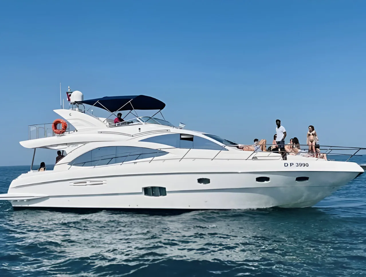 Majesty 66 Ft Yacht — 4