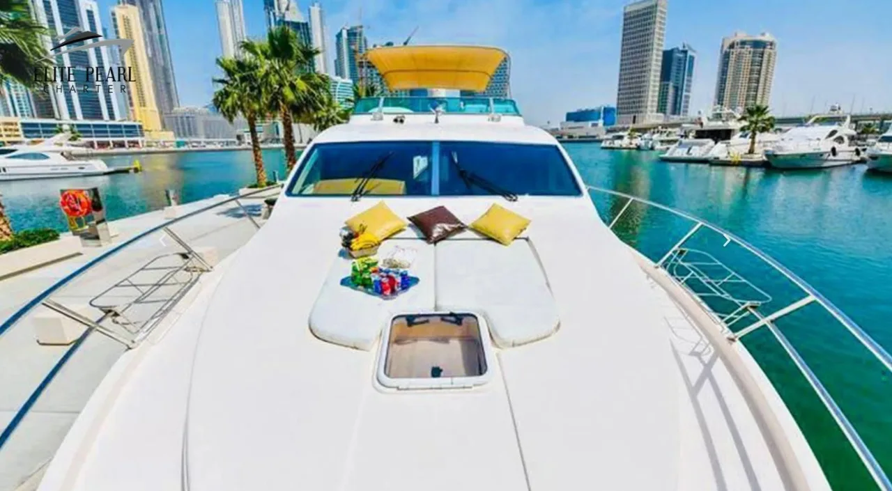 Majesty 66 Ft Yacht — 17